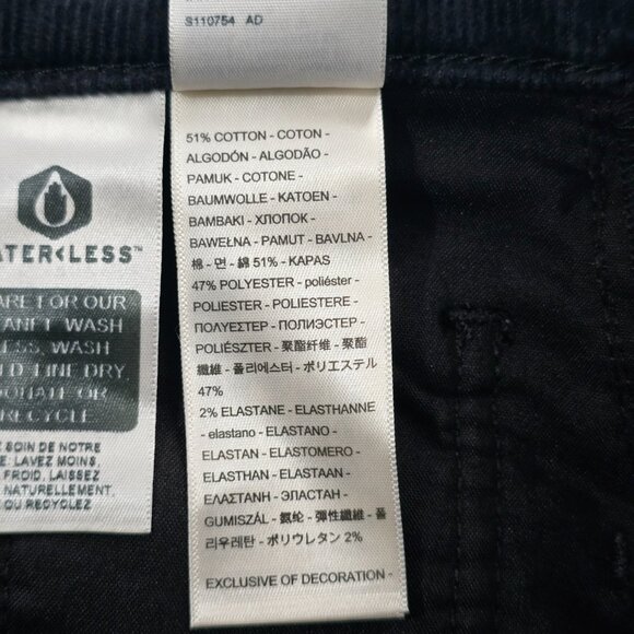 NWT Levi's Ribcage Bell Bottom Flare Corduroy Pants 70s Size 29 Black - Picture 7 of 8